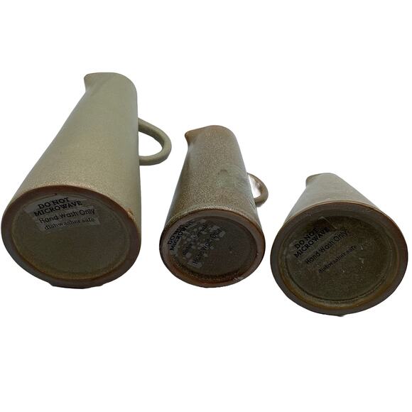 Set of 3 Stoneware PItchers & Pine Wood Tray from Creative Co-Op (DF6574) New - Picture 4 of 10